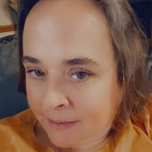 Meet your Posher, Lydia